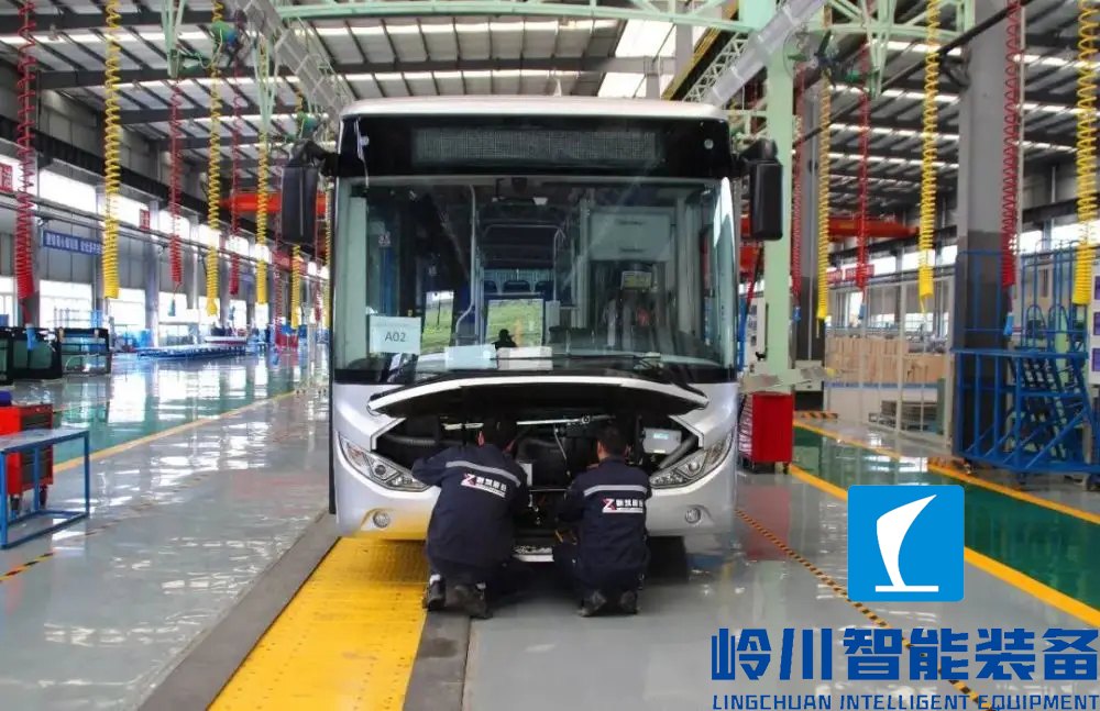 公交（jiāo）車4.webp.jpg