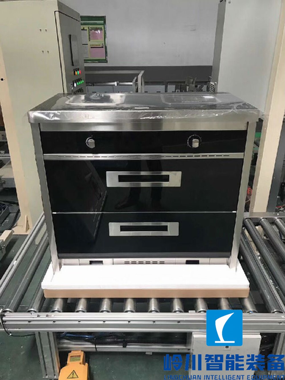 1668829618641665.jpg 櫥櫃生產線4.jpg