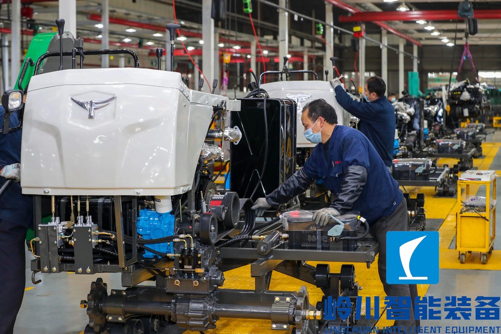 1668855000839866.jpg 收割機(jī)1.webp.jpg