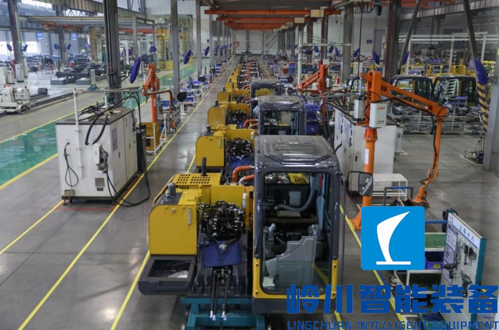 1668857493364713.jpg 挖掘(jué)機4.webp.jpg