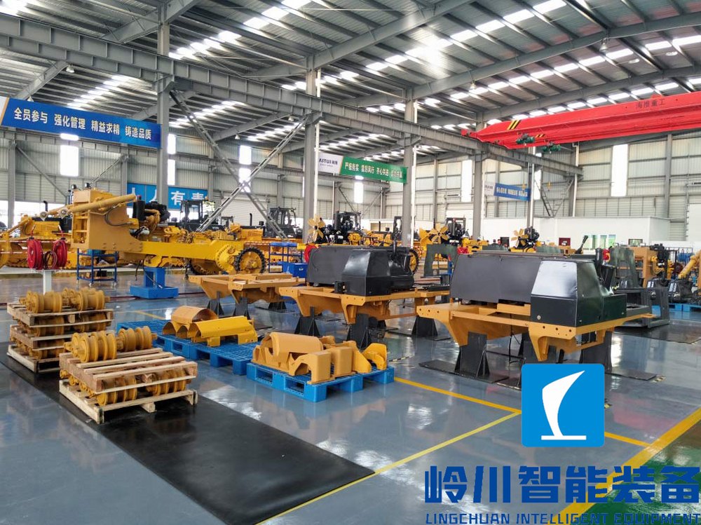 1668858080510571.jpg 推土機3.jpg