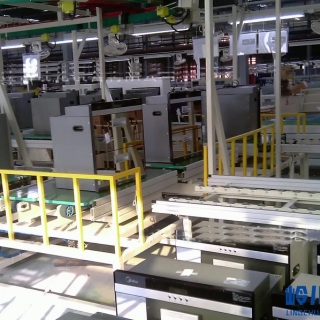 消毒（dú）櫃生（shēng）產流（liú）水線