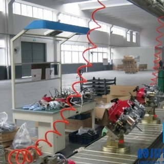 發電（diàn）機裝配流水線