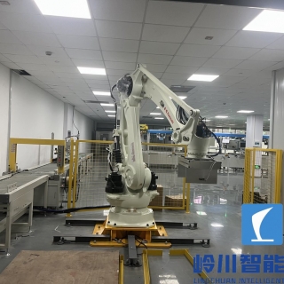 川（chuān）崎機械手