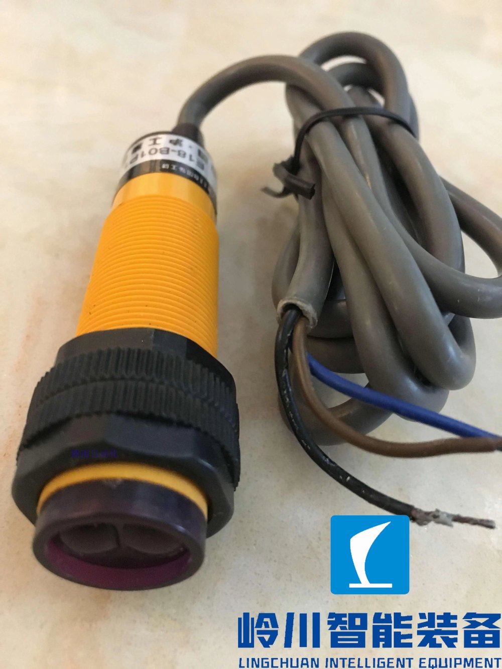 1669259502577023.jpg 光電(diàn)開關1.webp.jpg