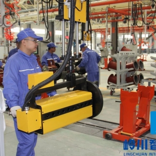 輪胎擰緊（jǐn）機