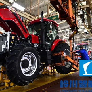 拖（tuō）拉機總裝線