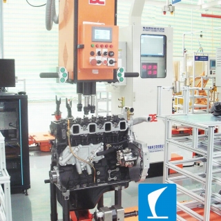 自動擰（nǐng）緊機